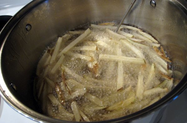 Frying french fries
