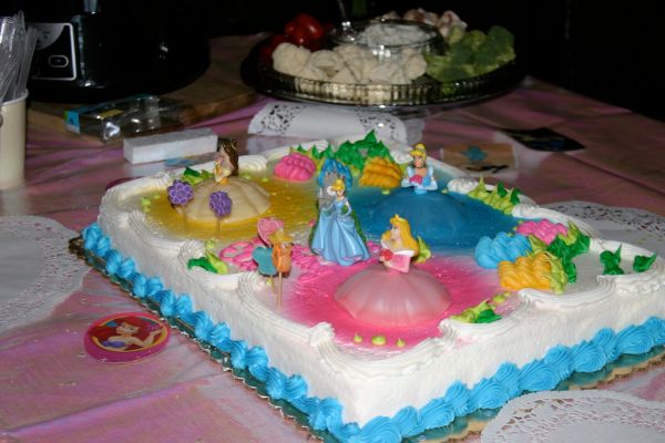 Ella's birthday cake