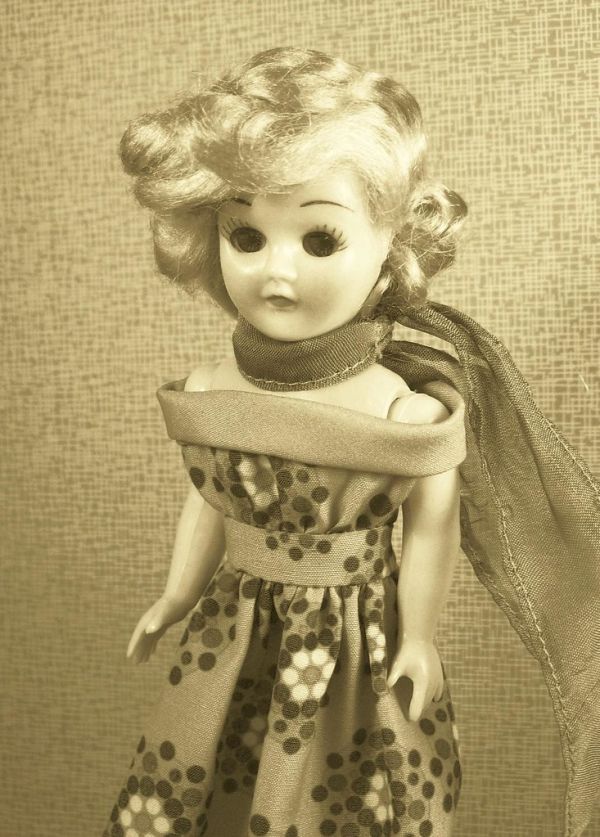 'Betty', vintage Grant Plastics 'Dress Me Doll'