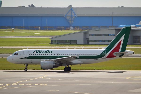 Alitalia EI-IMX Airbus A319-111 cn/5424 @ EHAM / AMS 12-09-2017
