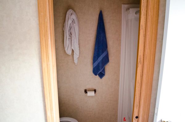 one possible man-camp cabin 002 - Fisher Place - Arnegard North Dakota - 2013-07-03