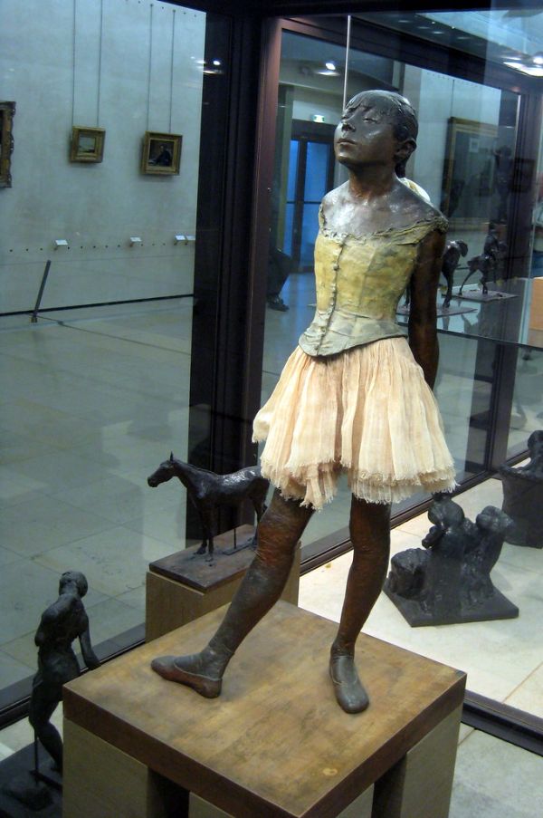 Paris - Musée d'Orsay: Edgar Degas' Petite danseuse de 14 ans