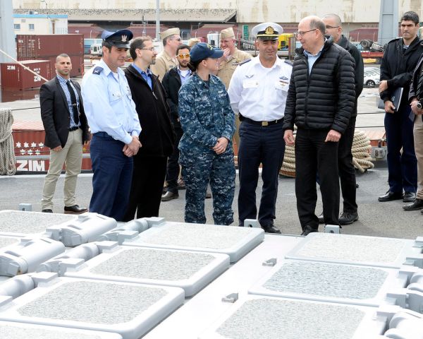 Ambassador Shapiro Hosts Israeli MoD Ya’alon on USS Carney