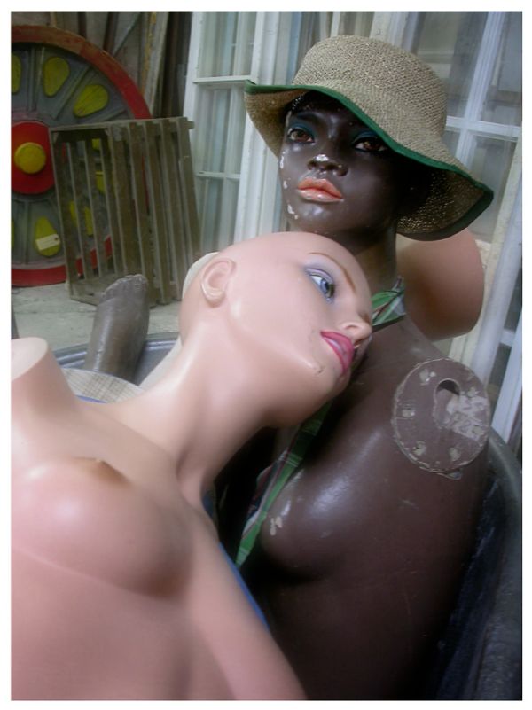 2005/03/23 - Calgary AB - Hot Interacial Lesbian Action