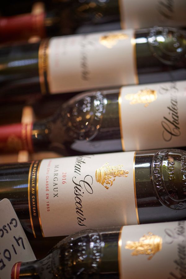 HDV Wine Images - Cellar 8 HERO SHOT