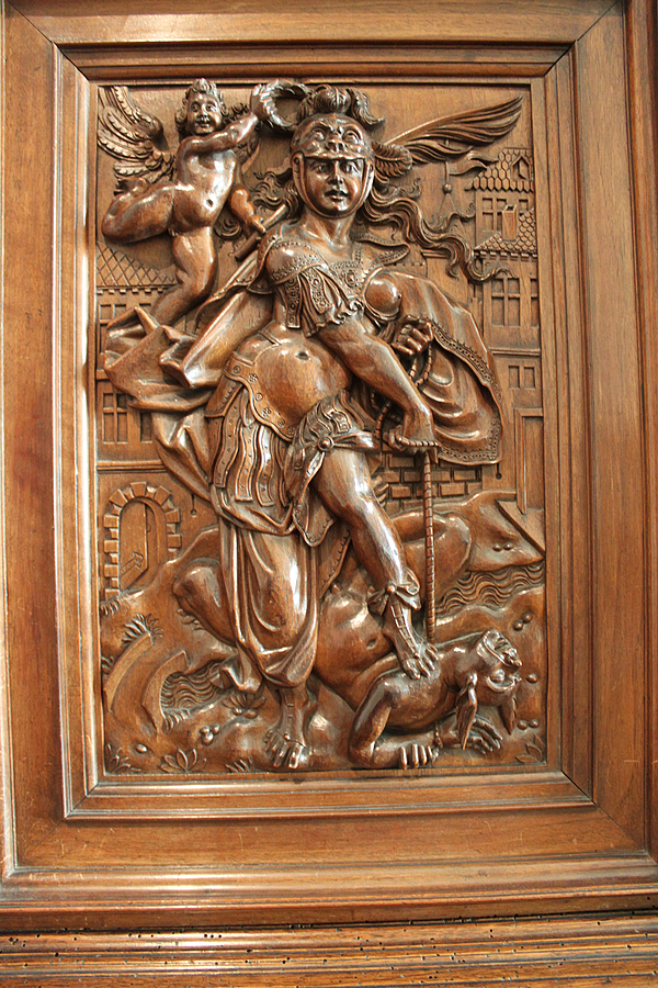 Cupboard on chest - France - 17th century - Louvre - Accession number MRR 61 - Détail 2