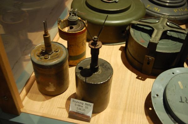The GermanS-Mine aka 'Bouncing Betty'