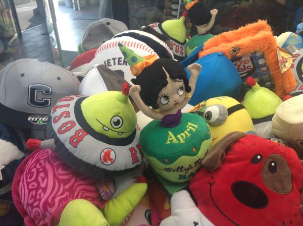 Boston Red Sox Plush UFO Alien Toy in Walmart Toy Shoppe Claw Machine. Betty Boop Cake Plush Too. Pics by Mike Mozart of TheToyChannel and JeepersMedia on YouTube! #RedSox #BostonRedSox #BostonRedSoxBaseball #RedSoxToy #BettyBoop #RedSoxAlien #RedSoxUFO