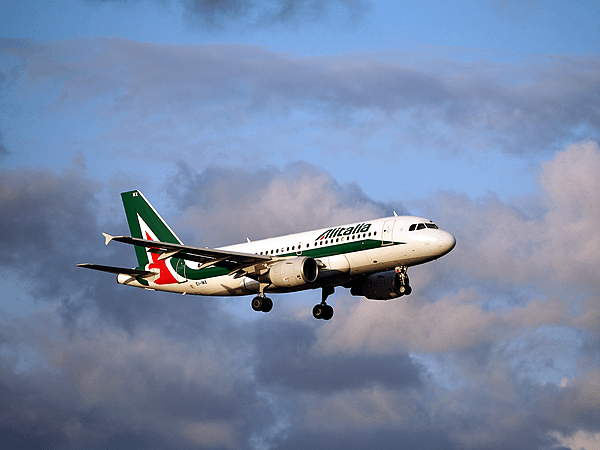 EI-IMX Alitalia Airbus A319-111, Schiphol pic2