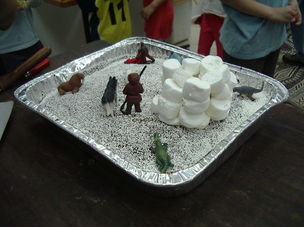 eskimo birthday cake