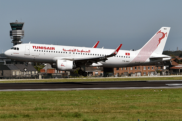 Tunisair, TS-IMX, Airbus A320-251N (53211304089)