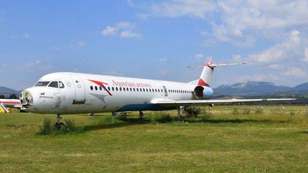 Fokker 100 c/n 11359 Austrian Arrows registration OE-IMX