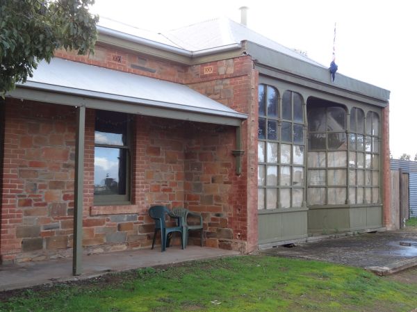 Sutherlands. Gales General Store with 20 paned windows opened in the 1880s. In 1896 it became the first Eudunda Farmers Store but it was called store number two.