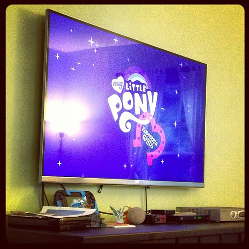 Time for a little #MLPEG on Blu-ray. Coming 8/6. Win from me on DVD at http://www.benspark.com/giveaway-my-little-pony-equestria-girls-dvd-doll.html