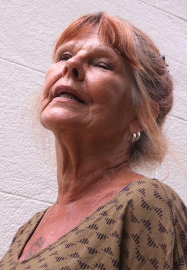 Female Face: Linda #72
