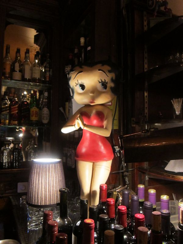 Betty Boop at Cafe Universal