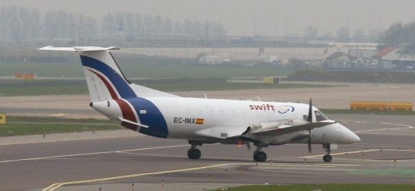 EC-IMX Embraer EMB120 Brasillia of Swift Air AMS 090418