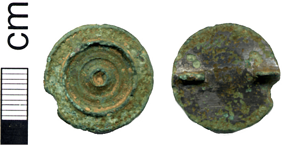 <div class='fn'> Roman disc brooch</div>