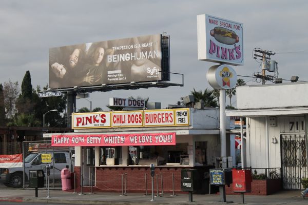 Betty White Tour - Stop #1 (Pink's Hot Dogs at La Brea and Melrose Ave)