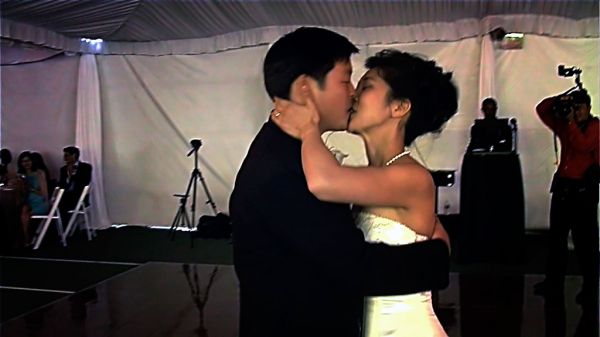 HDV retouching frame 2—alternate 1 vignette