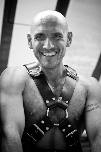 Lesbian & Gay Pride (73) - 30Jun07, Paris (France)