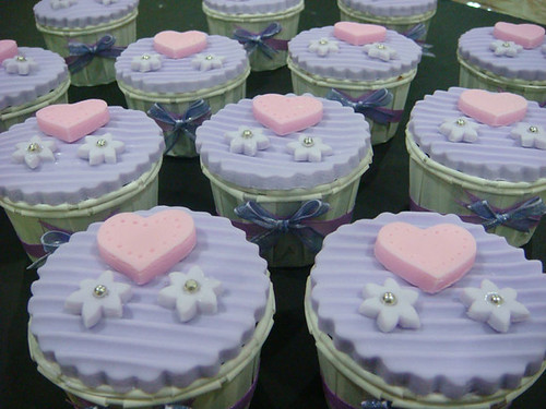 wedding cake cup cake