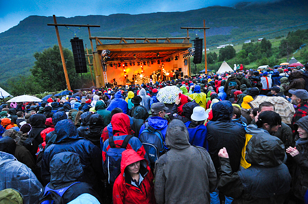 Buffy Sainte-Marie on Riddu Riddu