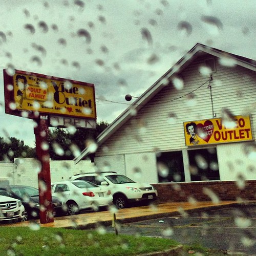 Across from Fort Meade this morning, Betty Boop salutes.