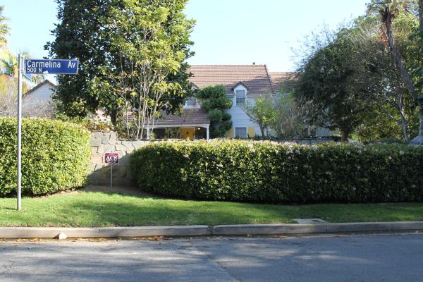 Betty White Tour - Stop #4 (Betty White's House)