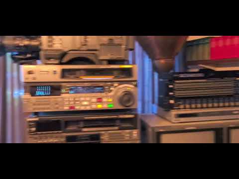 SONY DVW-M2000P  Digital Betacam Recorder, 1⁄2” tape transport, Betacam, Betacam  SP  SX  MPEG IMX.