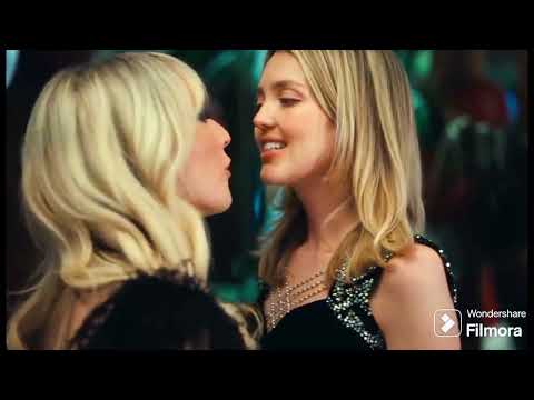 Older and Younger Girls Kissing 💋 Lesbians Kissing Video | Lesbian Love Story