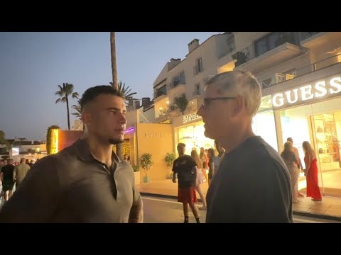 Hstikkytokky's interaction with Louis Theroux, including questions about Jimy Savile