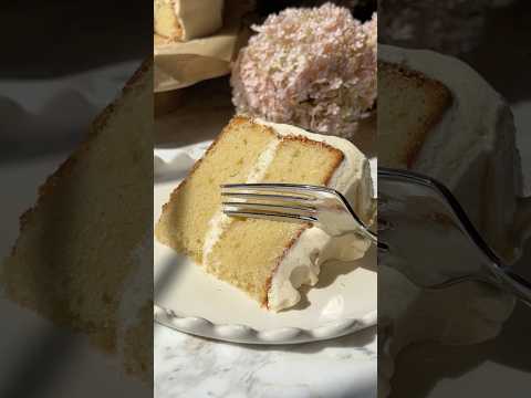 BEST Vanilla Cake!