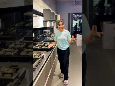 Kitchen ke liye lene gaye new gas stove 🤩 #priyalkukreja #shorts #ytshorts