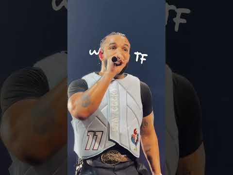Drake performing Nokia live🔥